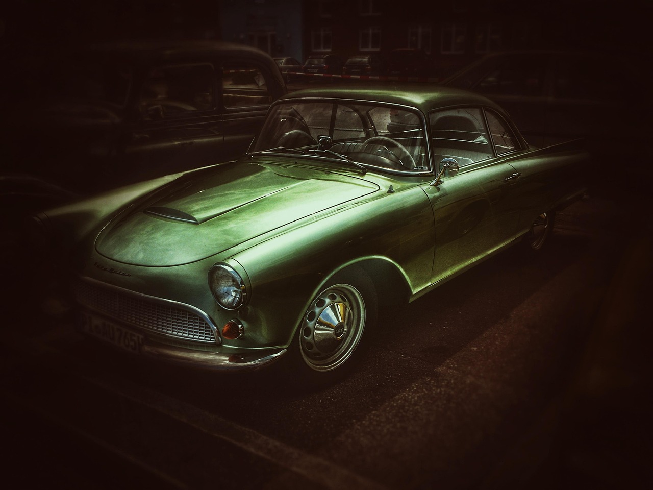 Daily App-Cab Driver Replaced His Ageing Sedan in One Afternoon
